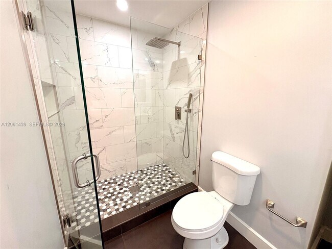 Building Photo - 11196 Longboat Dr