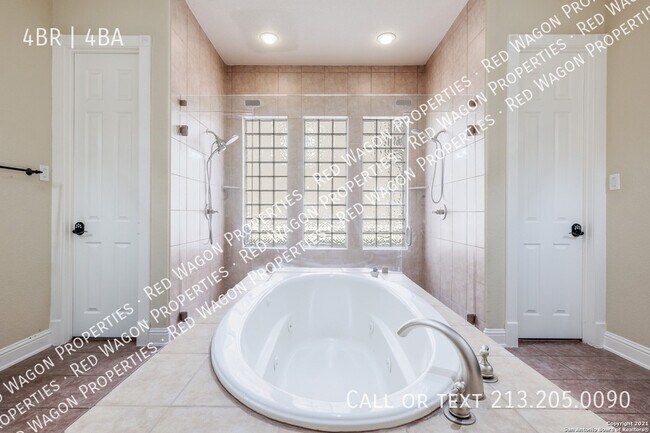 Building Photo - 18211 Branson Falls