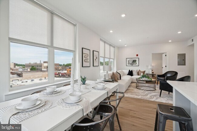 Building Photo - 139 W Chelten Ave