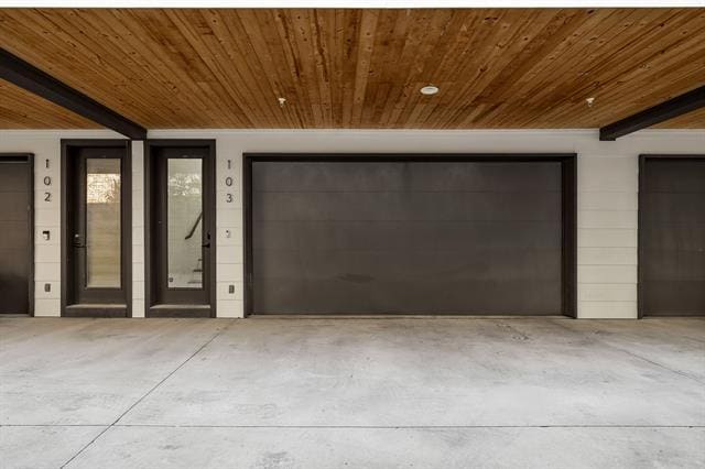 Building Photo - 2317 Moser Ave