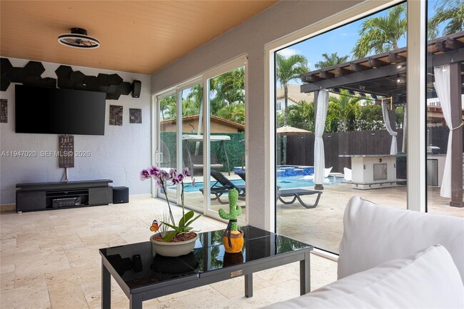 Building Photo - 9725 NW 28th Terrace