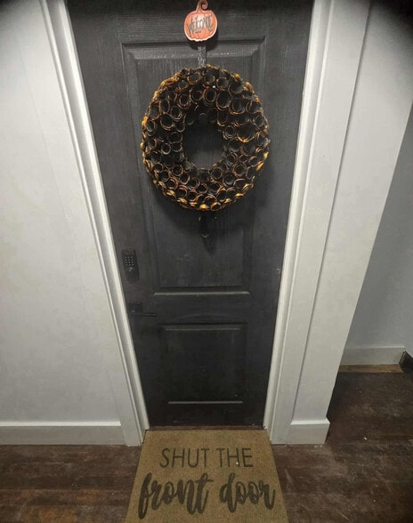 Building Photo - 11765 Glenfield Ave