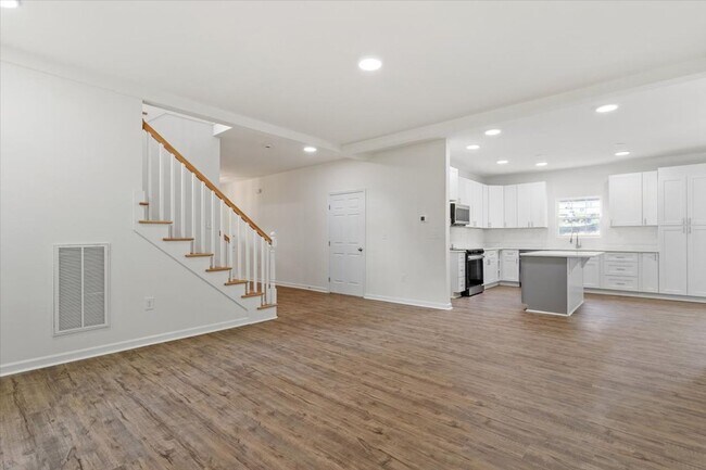 Building Photo - Gorgeous New Construction in Downtown Durham – Move-In Ready!
