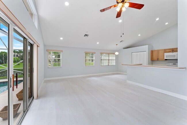 Building Photo - 1248 Lake Breeze Dr