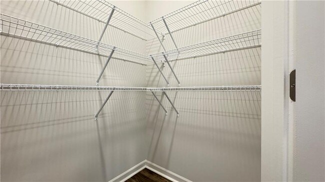 Building Photo - 3190 Greyton Dr