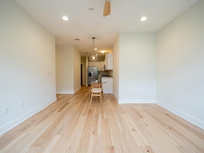 Building Photo - 908 Nueces St