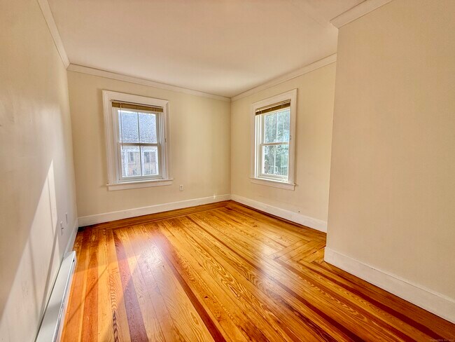 Building Photo - 63 Academy St