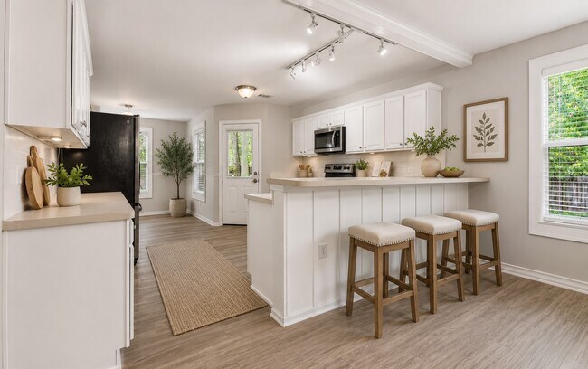 Building Photo - 6 Orion Star Ct