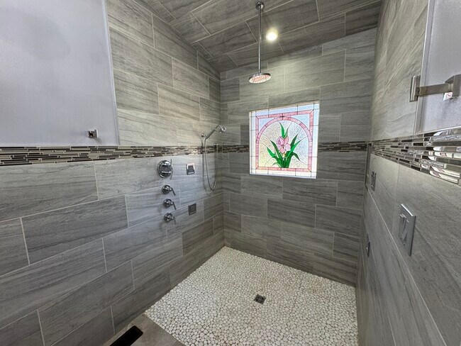 Building Photo - Very Nice 4 Bedroom 2.5 Bathroom Home in North Little Rock off of North Hills