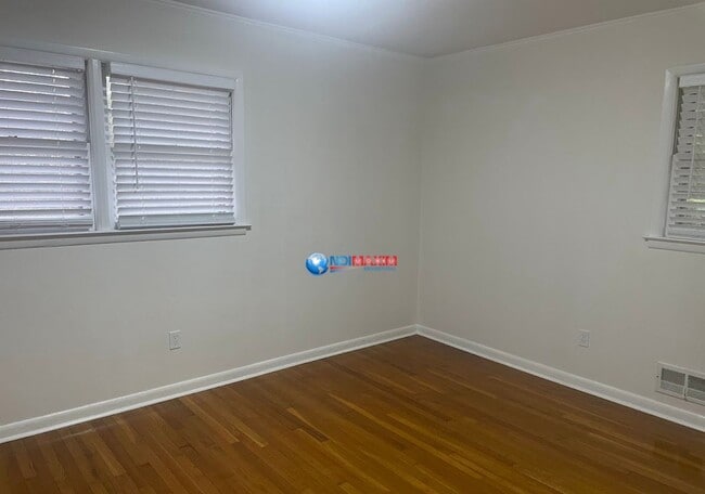 Building Photo - Newly RENOVATED 4 bedroom split-level house in PARKVIEW cluster in Lilburn