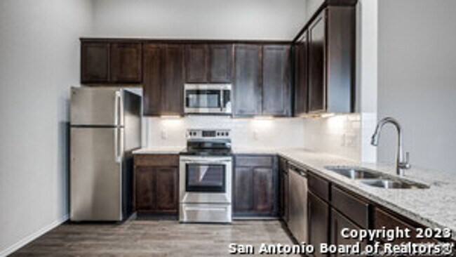 Building Photo - Westover Duplexes New