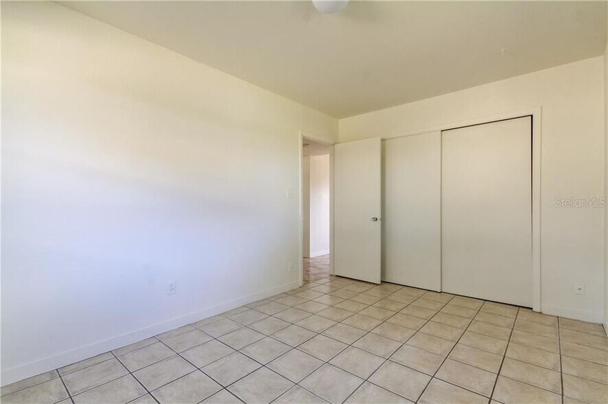 Building Photo - 403 S Orion Ave