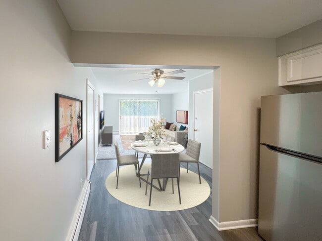 Building Photo - CLARKSTON APT