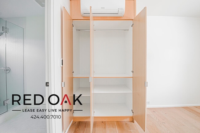 Building Photo - 2403 S Centinela Ave