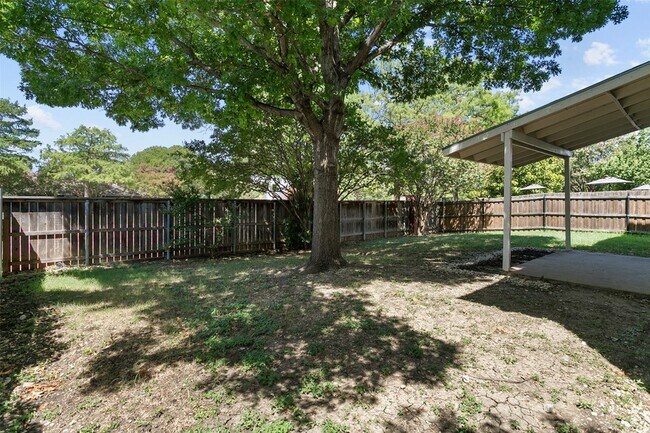 Building Photo - 7605 Bryce Canyon Dr W