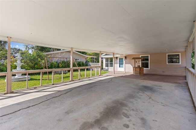 Building Photo - 10613 Chadwick St