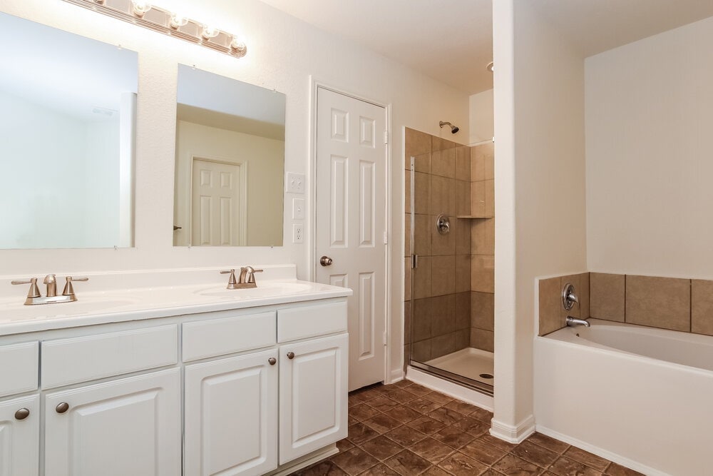 Building Photo - 9969 Kingfisher Dr