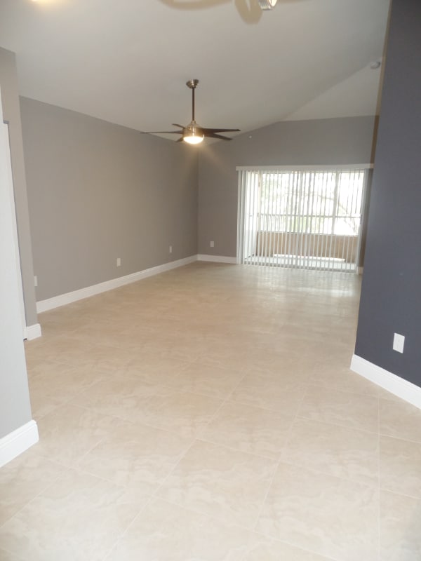 Building Photo - 2880 N Oakland Forest Dr