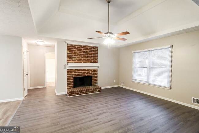 Building Photo - 3079 Fox Chase Ct
