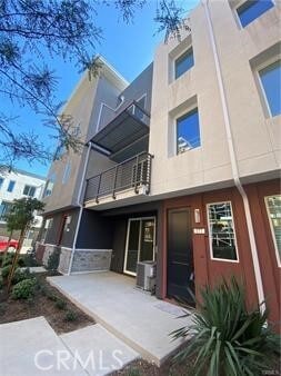 Building Photo - 177 Steely