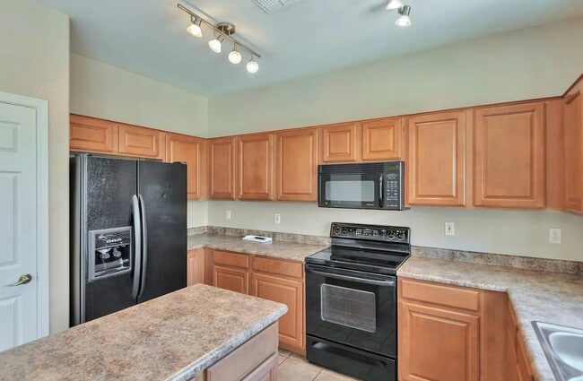 Building Photo - 2419 W Alta Vista Rd