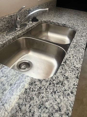 Building Photo - 205 Autumn Pine Dr