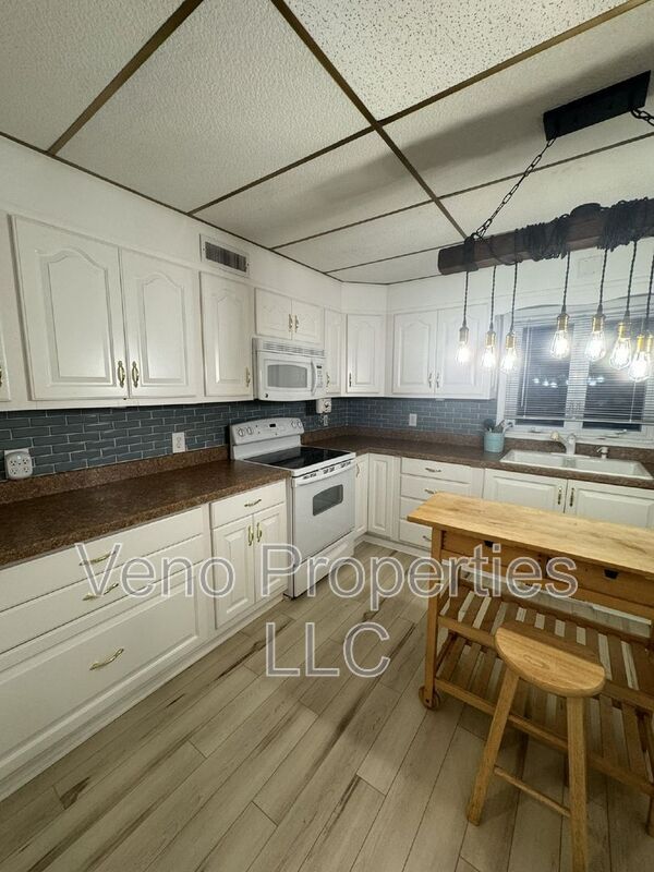 Building Photo - 34 Congress St