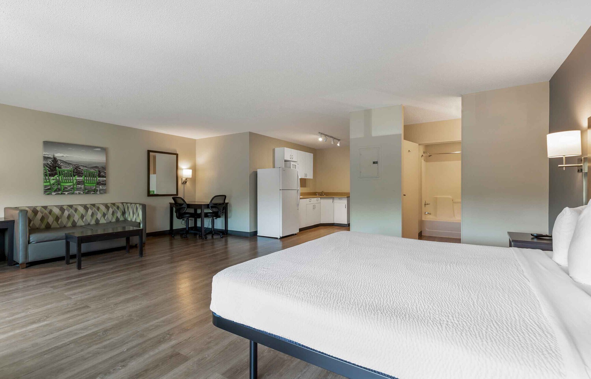 Building Photo - Furnished Studio-Washington, D.C. - Centre...