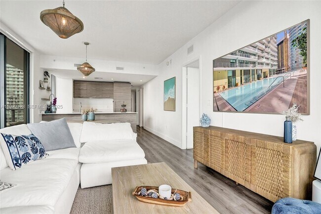 Building Photo - 1300 S Miami Ave