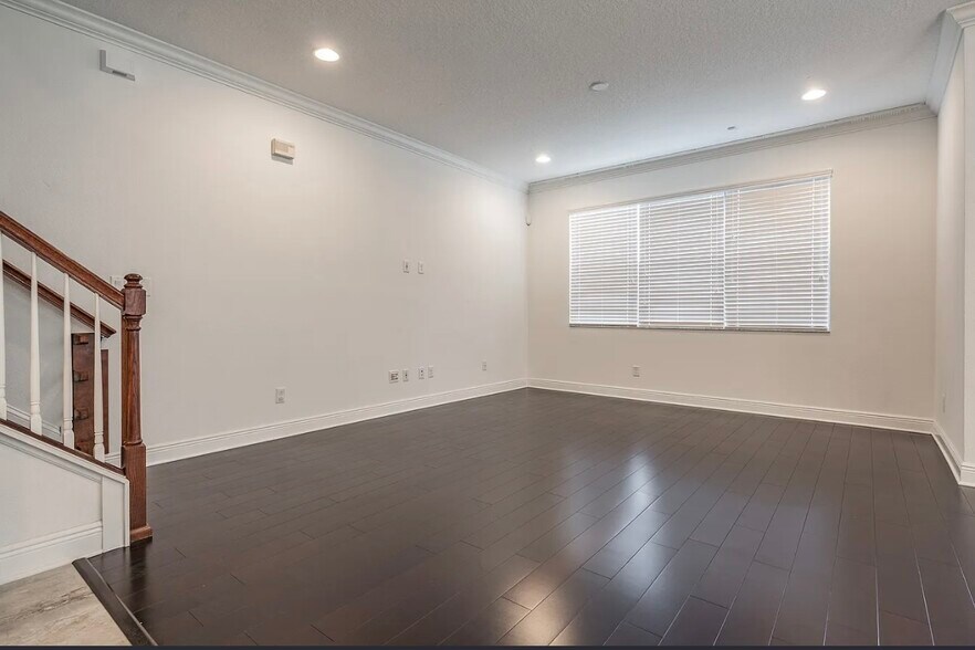 Building Photo - 11617 Crowned Sparrow Ln