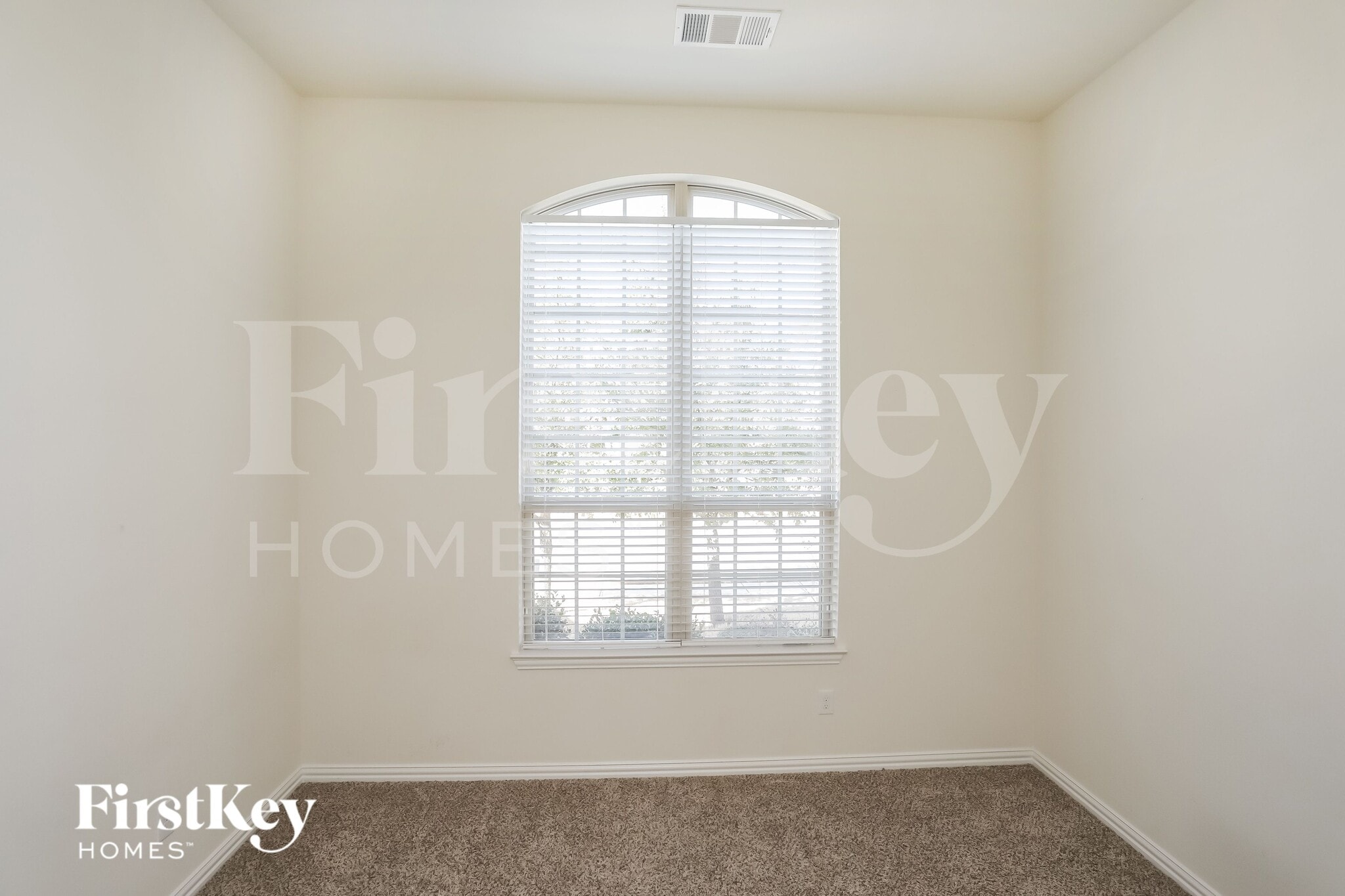 Building Photo - 1014 Longhill Way