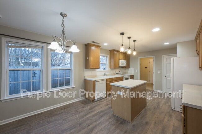 Building Photo - 507 Highland Falls Dr