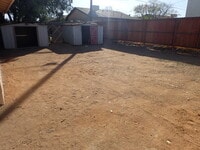Building Photo - Gated 3 Bed/1 Bath With Big Backyard