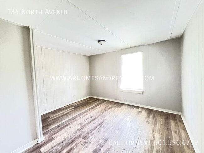 Building Photo - 134 North Ave