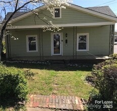 Building Photo - 213 W King St