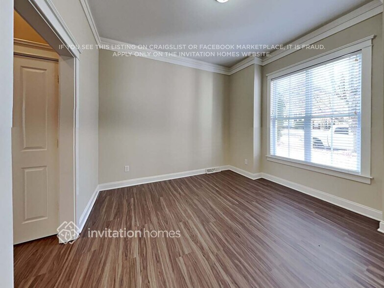Building Photo - 158 Water Oak Dr