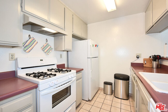 Building Photo - 3600 Bagley Ave