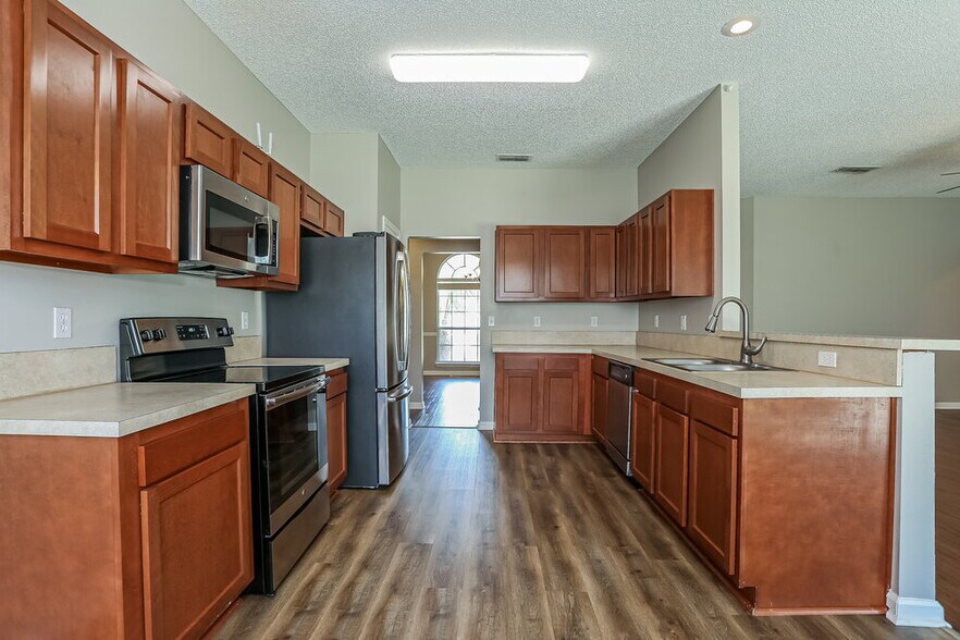 Building Photo - 12271 Scotts Cove Trail