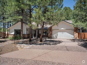 Building Photo - Gorgeous Furnished Country Club Rental