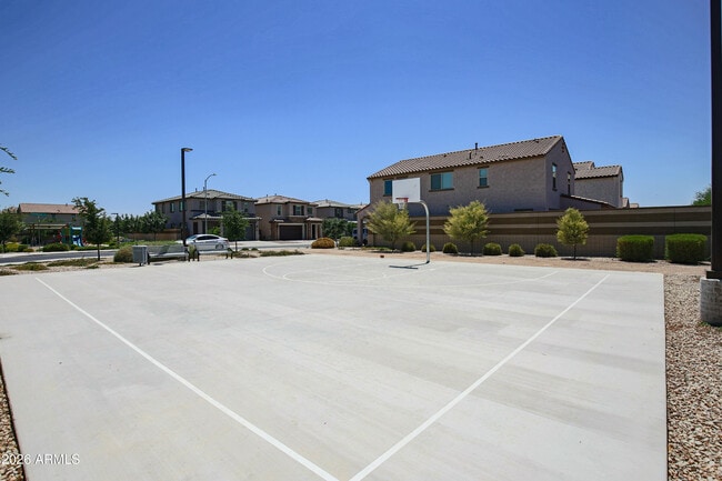 Building Photo - 8820 W Lamar Rd