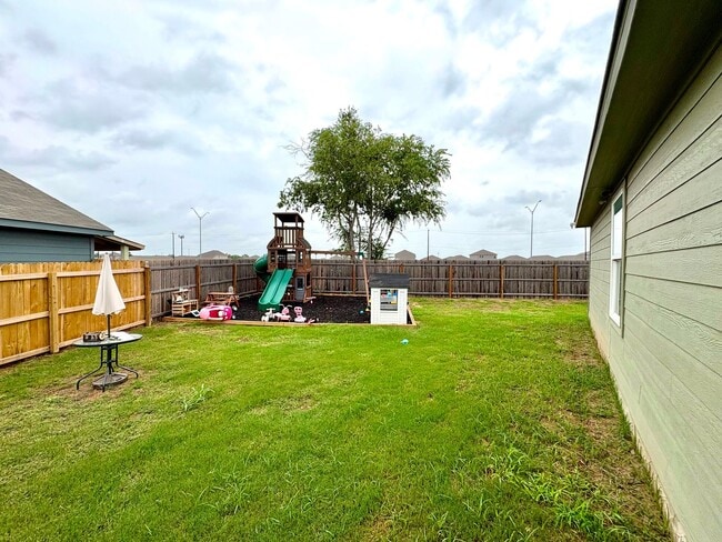 Building Photo - Modern Single-Story Living Near Toyota & Texas A&M–San Antonio