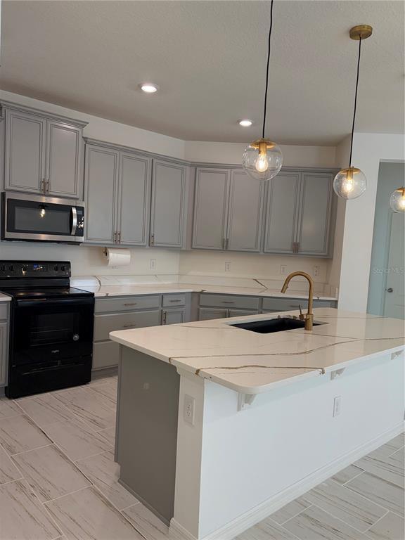 Building Photo - 279 Sunfish Dr