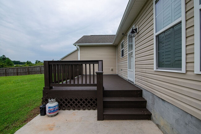 Building Photo - 202 Cottage Brook Ct