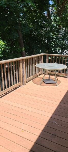 Building Photo - 43 Division St