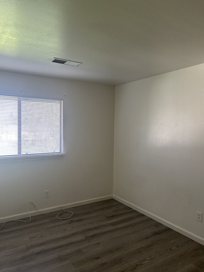 Building Photo - 1808 Colorado Ave