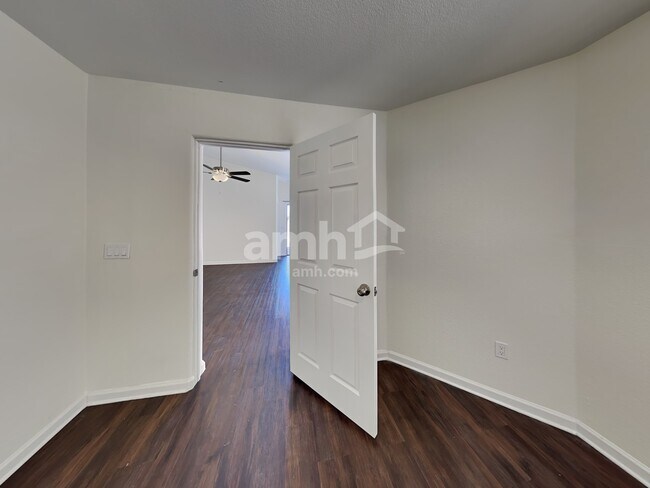 Building Photo - 13187 E Coyote Well Dr