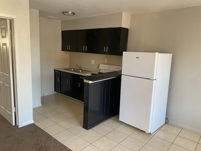 Building Photo - 3105 Carlisle St