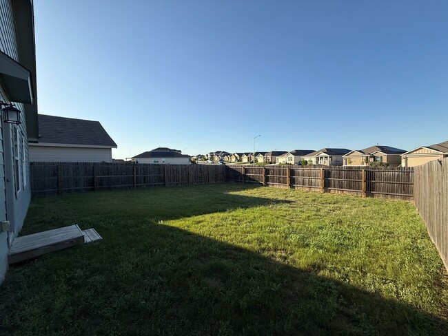 Building Photo - 3Bd 2Ba in Voss Farms Community, NBTX