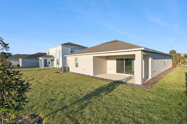 Building Photo - Spacious 4 Bedroom Retreat with 3 Full Baths in Charming Edgewater, FL!