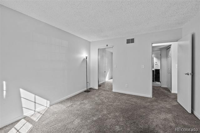 Building Photo - 3324 S Ammons St